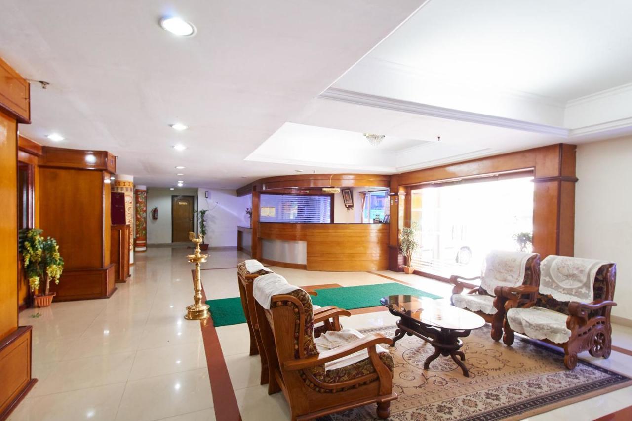 Sree Gokulam Sabari Hotell Chavakkad Eksteriør bilde