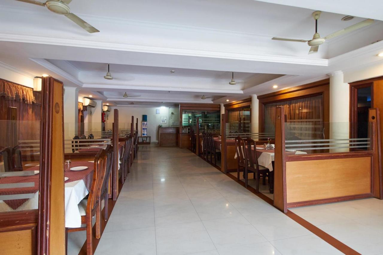 Sree Gokulam Sabari Hotell Chavakkad Eksteriør bilde